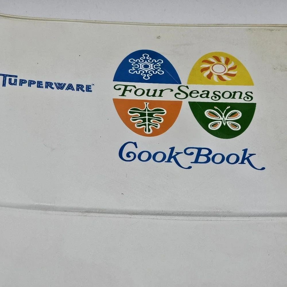 VTG 1969 Tupperware Four Seasons Cookbook Binder Recipe Prepare & Serve Guide